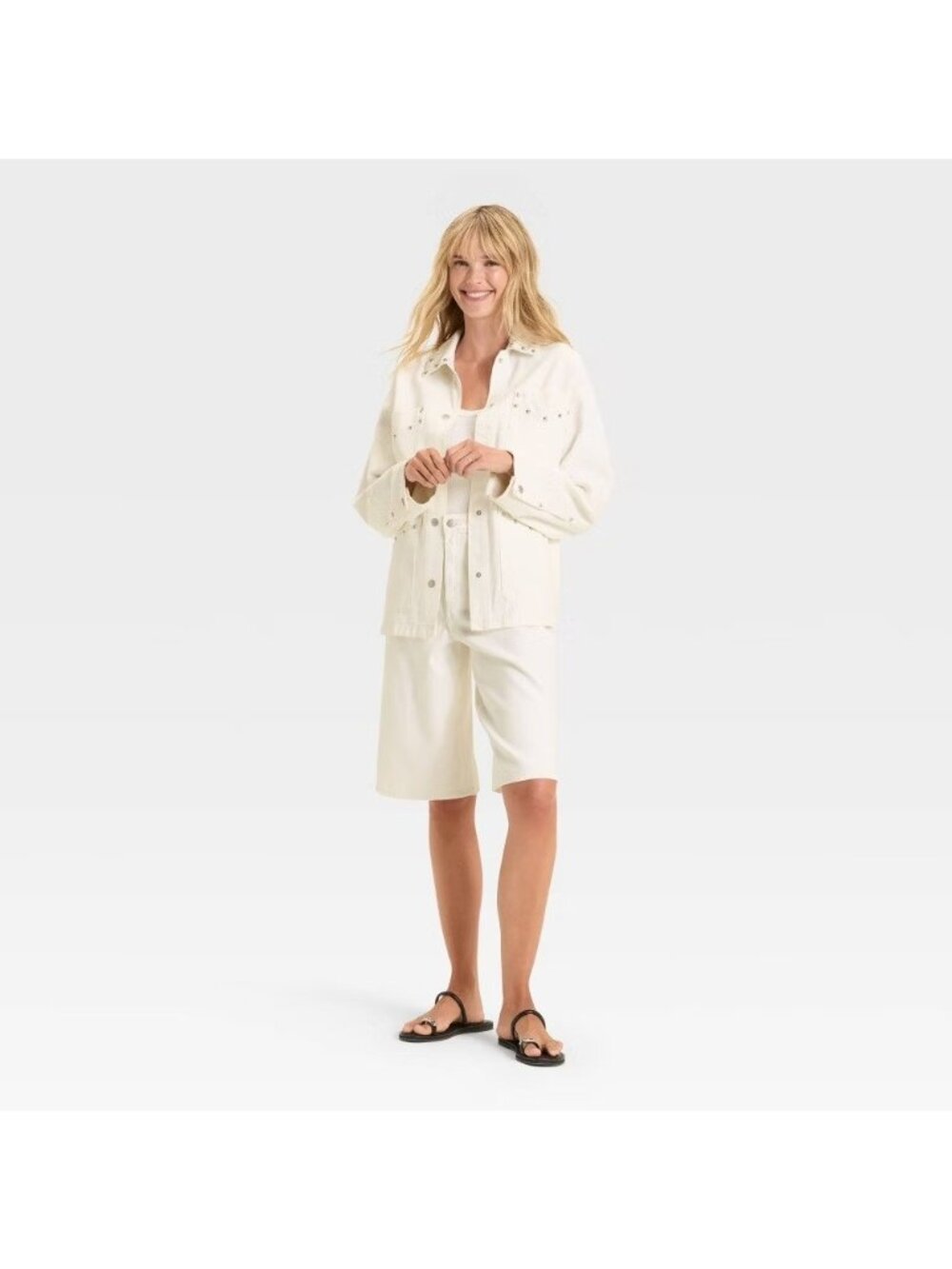 Universal Thread Studded Chore Full Snap White Denim Jacket -- Women's Large - Picture 3 of 6